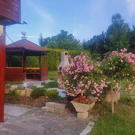 Pod Krolowem Holiday home *