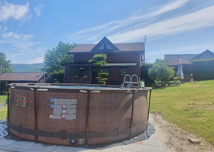 Pod Krolowem بيت للعطل أوسترون